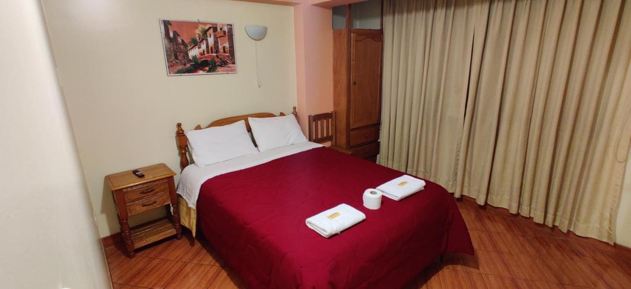 Lhotse Hostel B&B Уарас Экстерьер фото