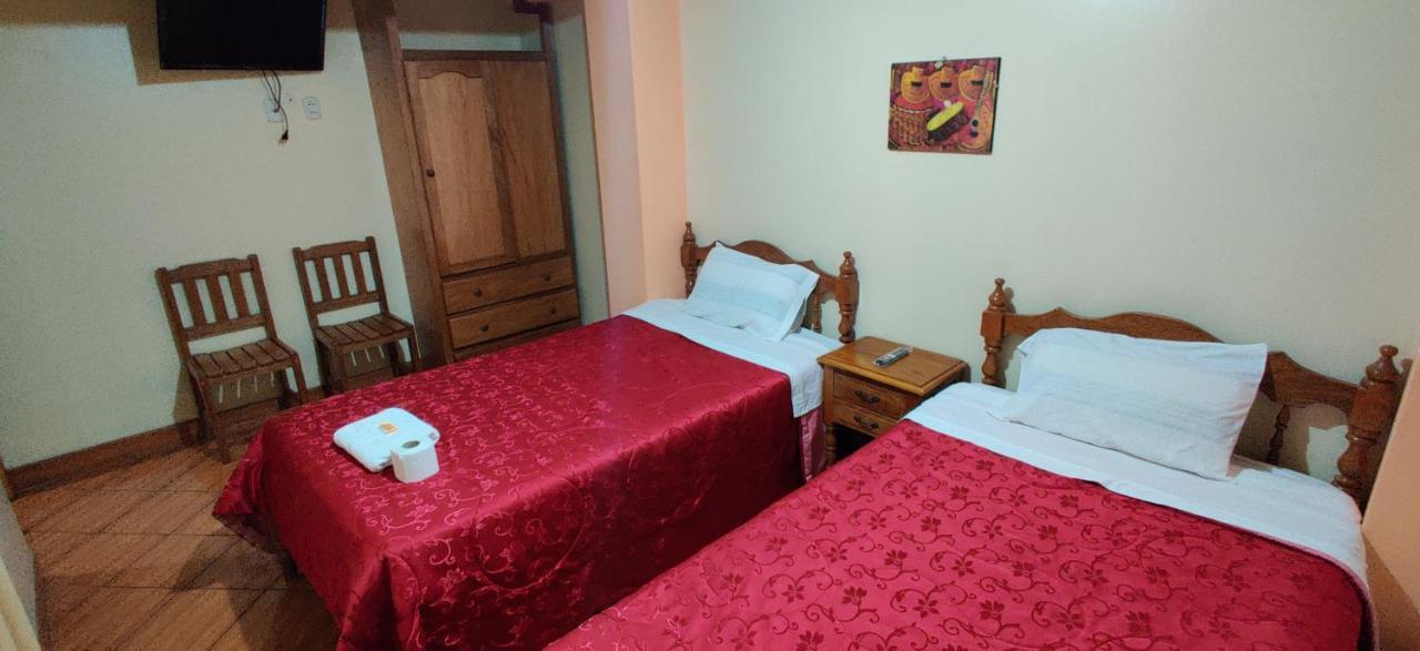 Lhotse Hostel B&B Уарас Экстерьер фото