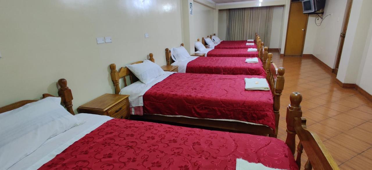 Lhotse Hostel B&B Уарас Экстерьер фото