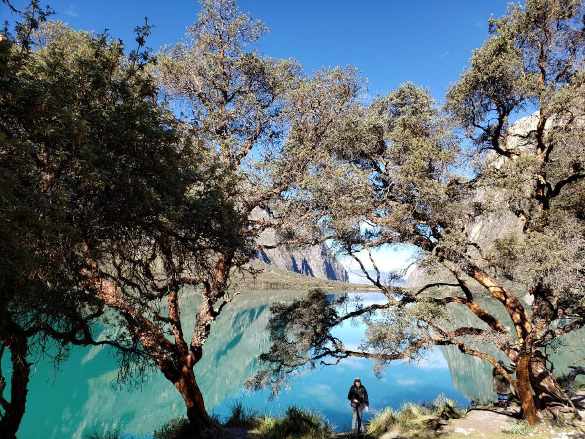 Lhotse Hostel B&B Уарас Экстерьер фото